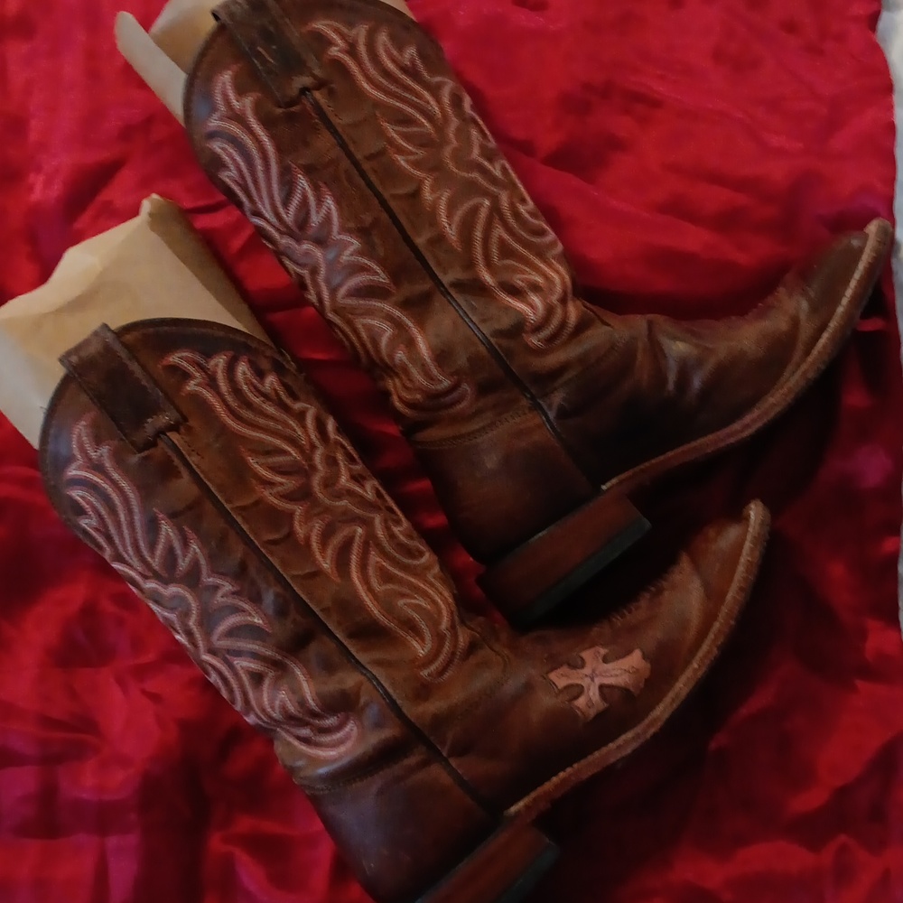 Tony Lamas cow girl boots 👢